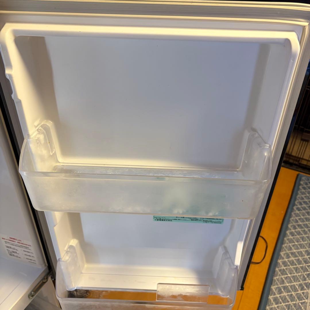 値下げ‼️【東京23区送料無料‼️】三菱　冷蔵庫 147L 黒　2019年製