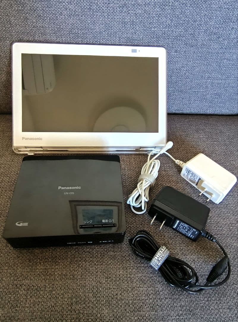 Panasonicプライベート・ビエラ　ポータブルテレビUN-10E9D