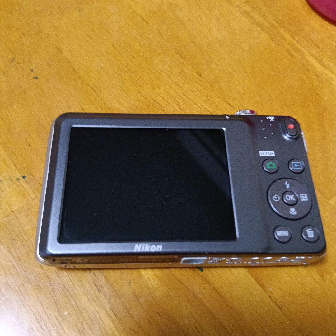 デジタルカメラ nlkon coolpix s3500