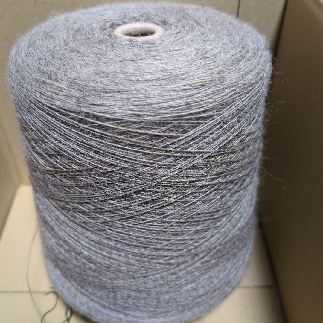 シェットランドウール1/8 エンジ（防虫剤のにおいあり）