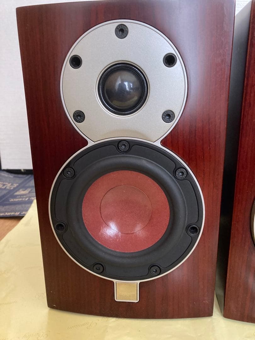 DALI MENUET MRロッソ