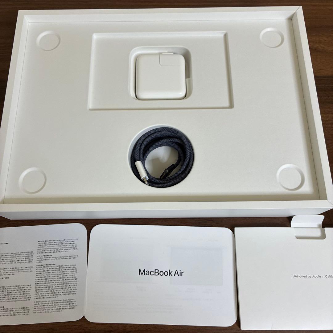 美品 MacBookAir M2 13インチ ミッドナイト16GBメモリ