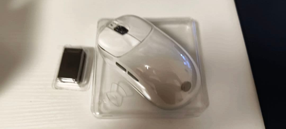 vaxee NP-01S Ergo 4K Wireless ホワイト