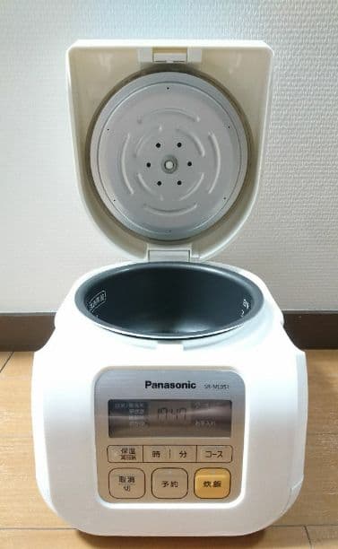 炊飯器 Panasonic SR-ML051 ホワイト