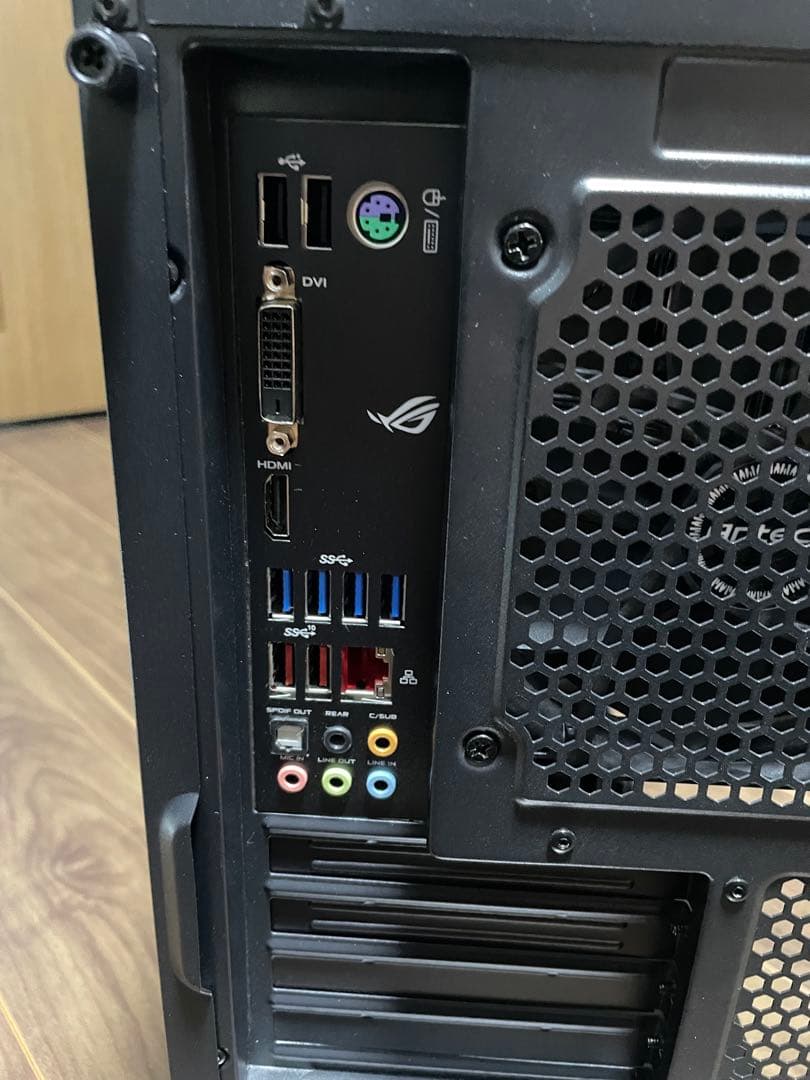 自作PC Intel 9700 Core i7 DDR4 16GB