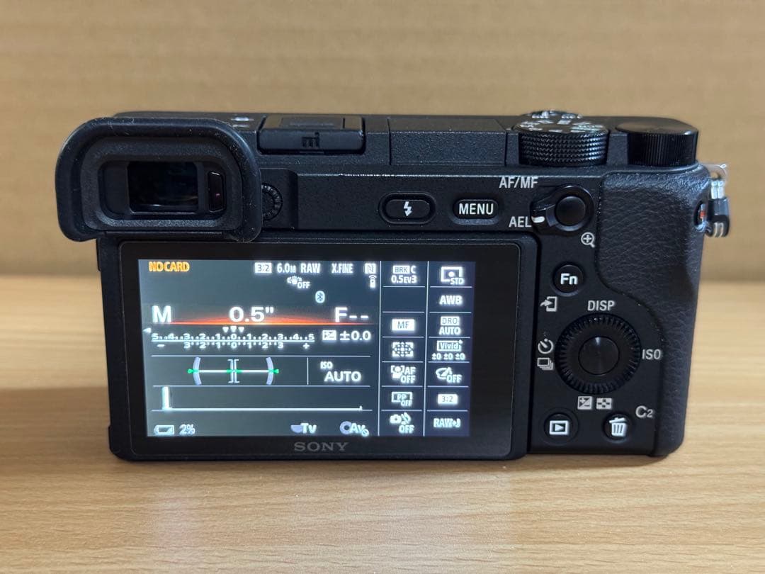 【値下げ】SONY α6400 本体、純正バッテリー2個、純正充電器