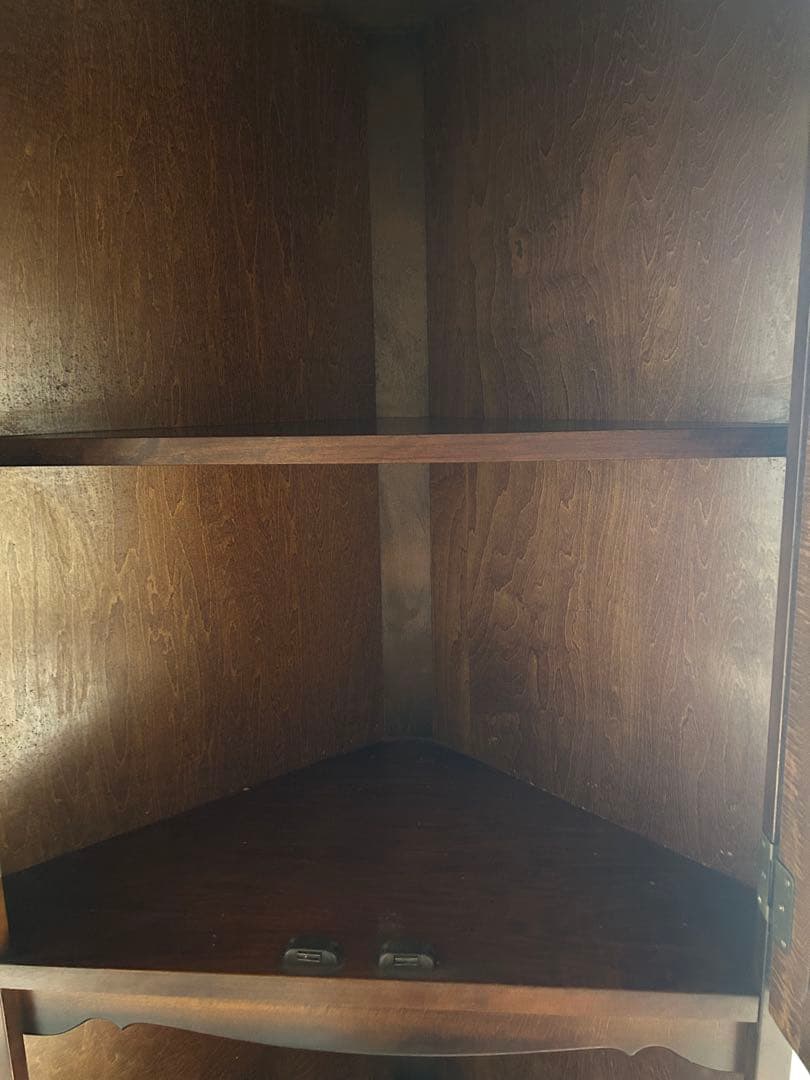 カリモク コロニアル美品 コーナーキャビネット 【残り1週間程度で販売