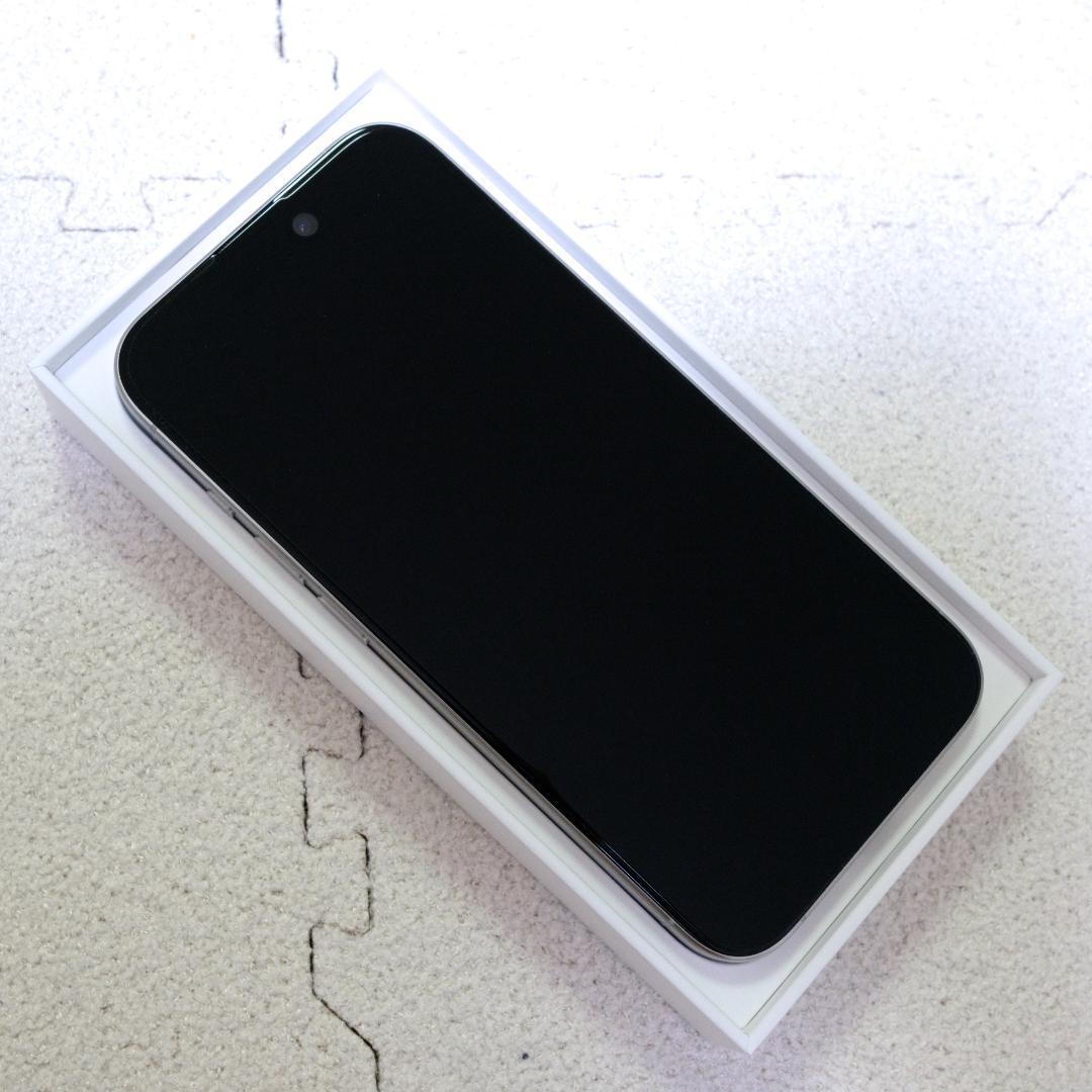 iPhone 15 Pro 512GB ホワイトチタニウム 箱/付属品あり