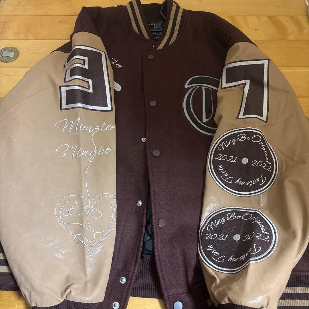 silettoのスタジャン - メルカリ