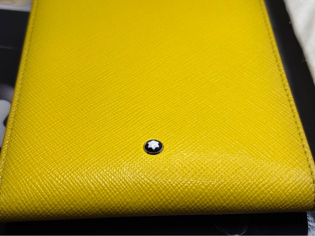 ⭐️金運幸運色⭐️モンブラン⭐️稀少完売入手困難品！大きさ問わず対応本革製スマホケース