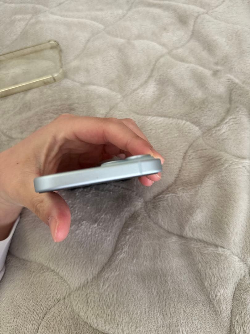 iPhone15 128GB 値下げ可能