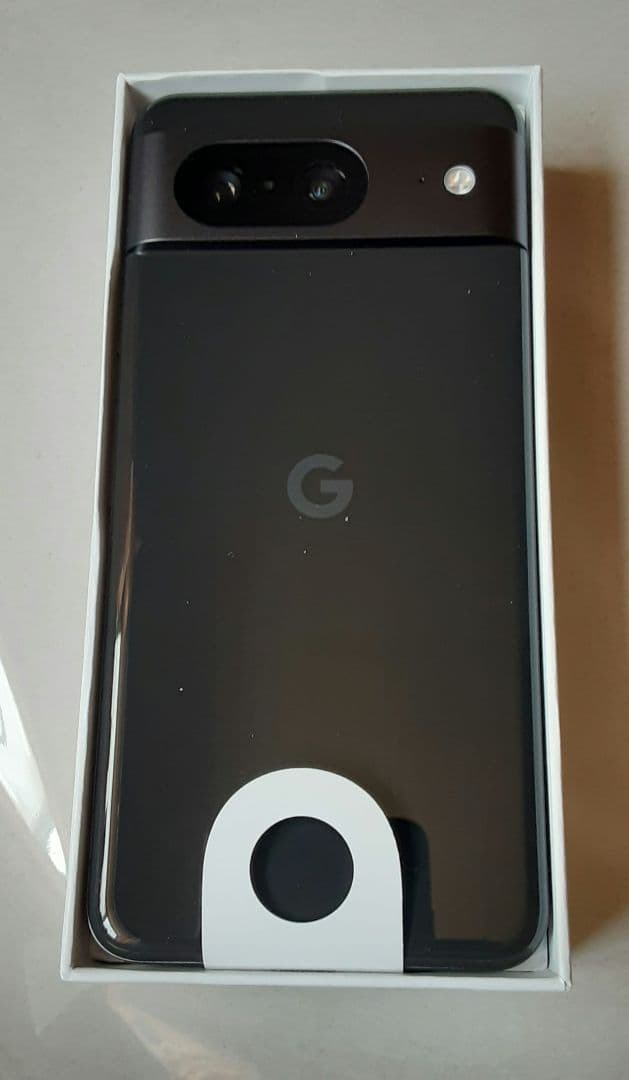 Google　Pixel8　オブシディアン　SIMフリー　クリアケース付　新品