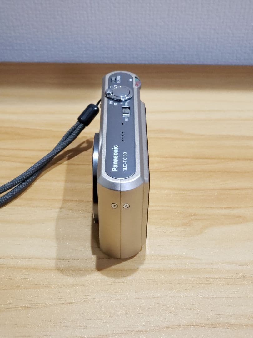 Panasonic コンパクトデジタルカメラ LUMIX DMC-FX100