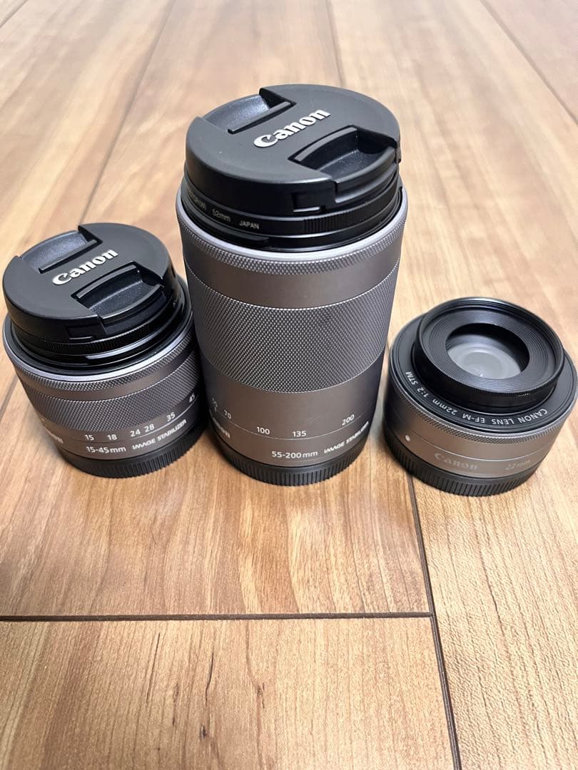※ユキ　Canon EOS Kiss M ホワイト レンズ3本付