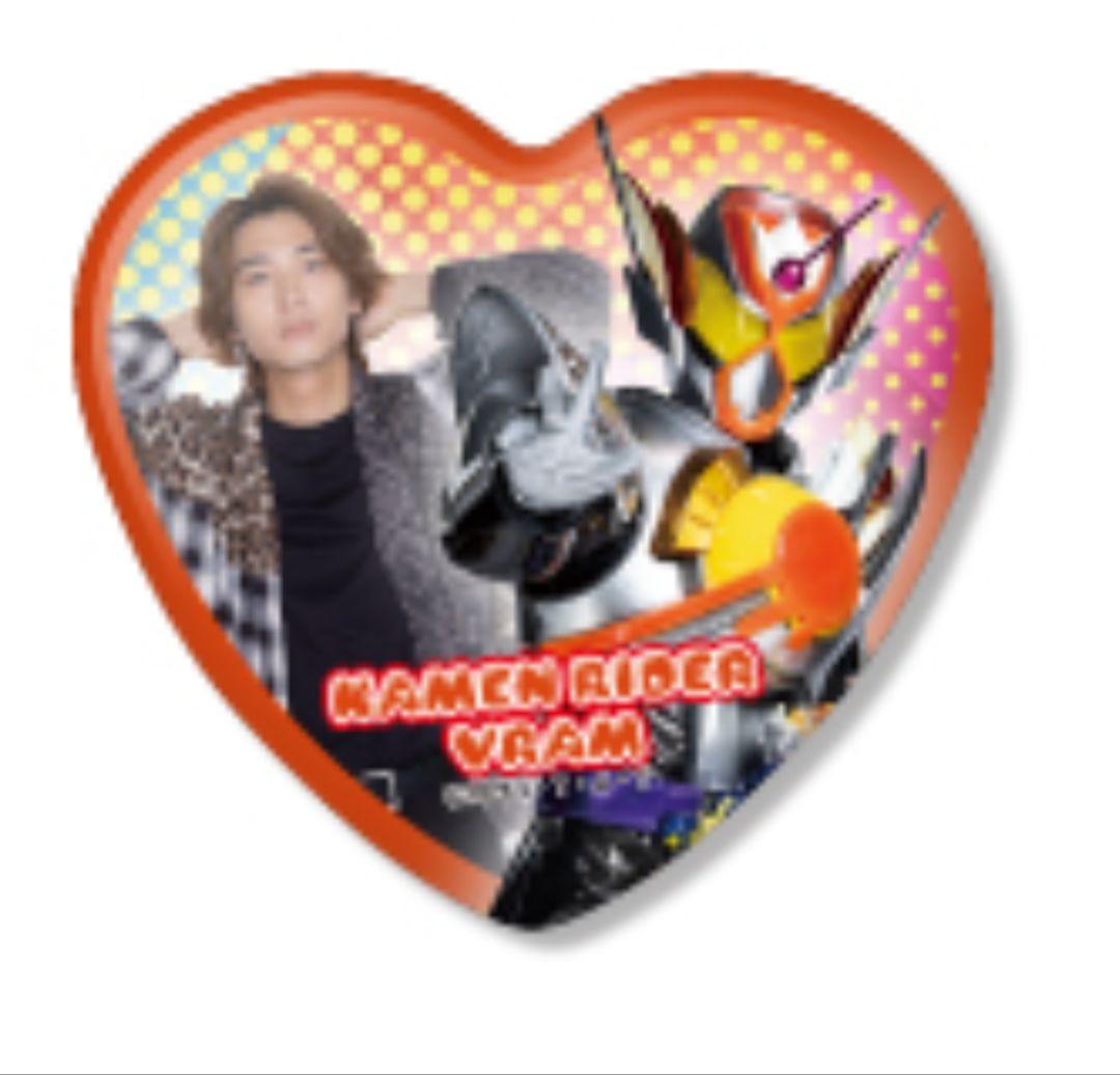 仮面ライダーガヴ TOS くじ A賞 特大ハート型缶バッジ ラキア ヴラム