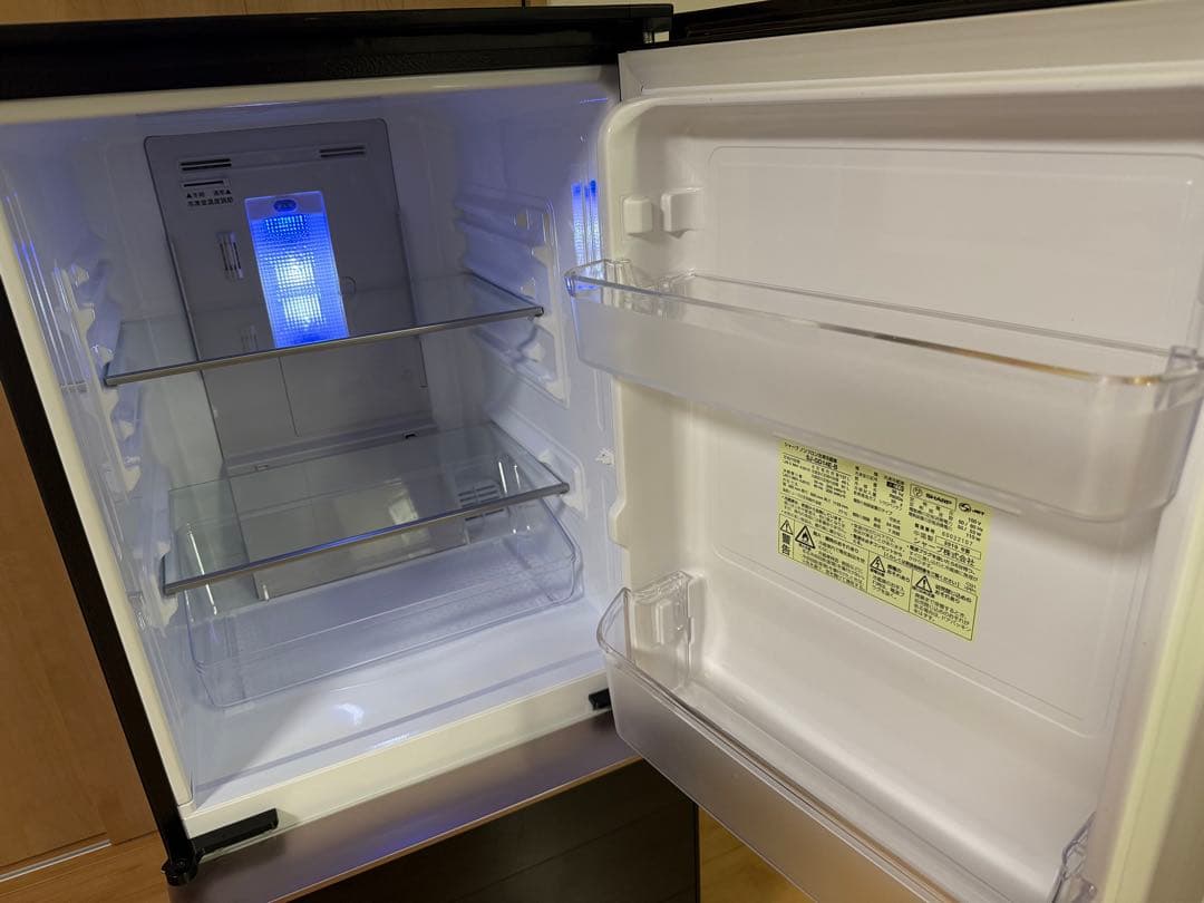 【送料込み】SHARP ブラック冷蔵庫 SJ-GD14E-B