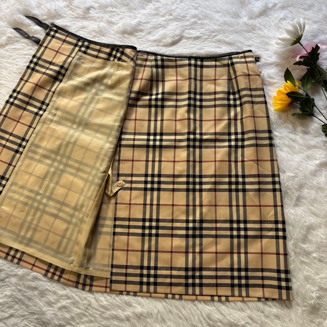 ✨y2k・L相当✨バーバリー ノバチェック ラップスカート 革ベルト 40
