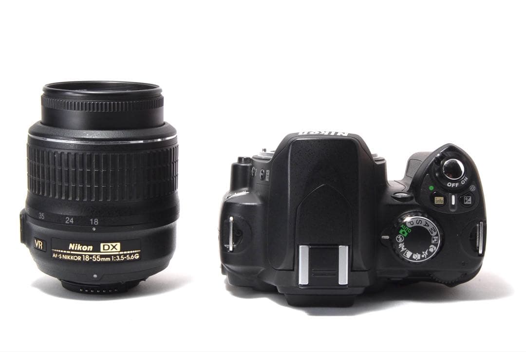 届いてすぐに使える Nikon D40 ダブルレンズ 初心者にもおすすめ