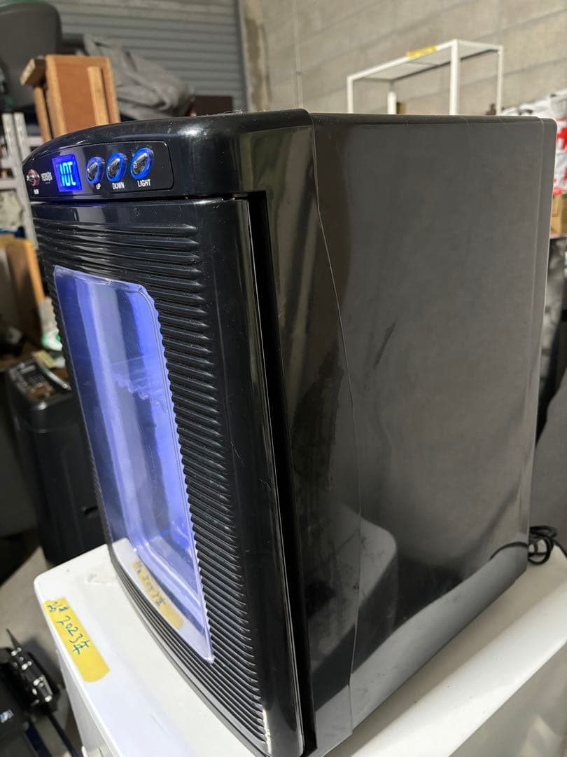 VERSOS ベルソス 25L冷温庫 VS-404WH BK