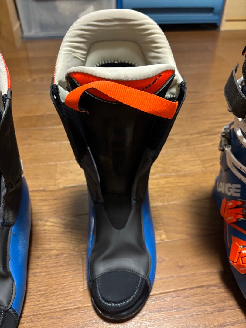 LANGE RS130 WIDE スキー ブーツ(大人 女性用) 24.5cm