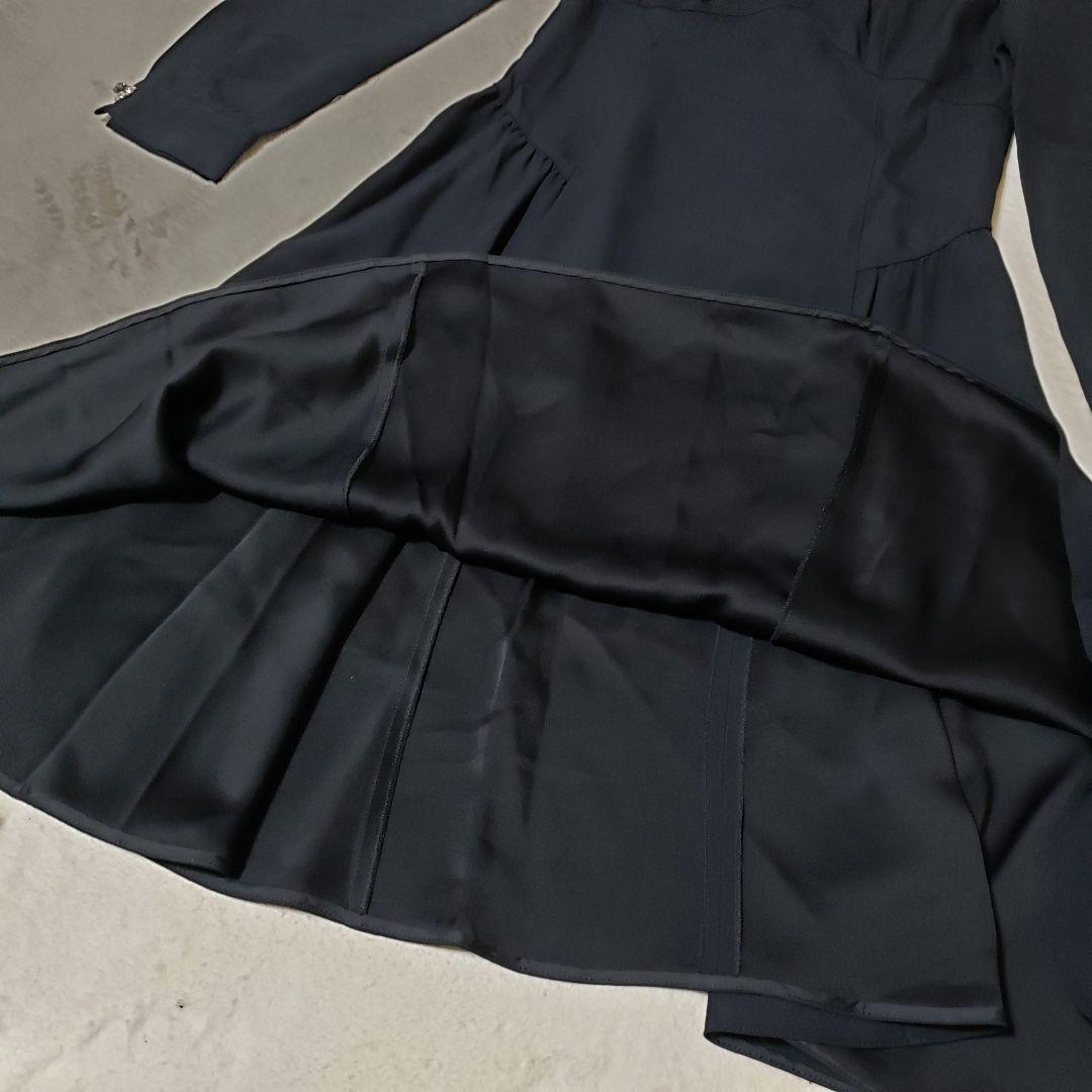 PRADA ハイネック 長袖 ビジュー付きワンピース フレアスカート Aライン