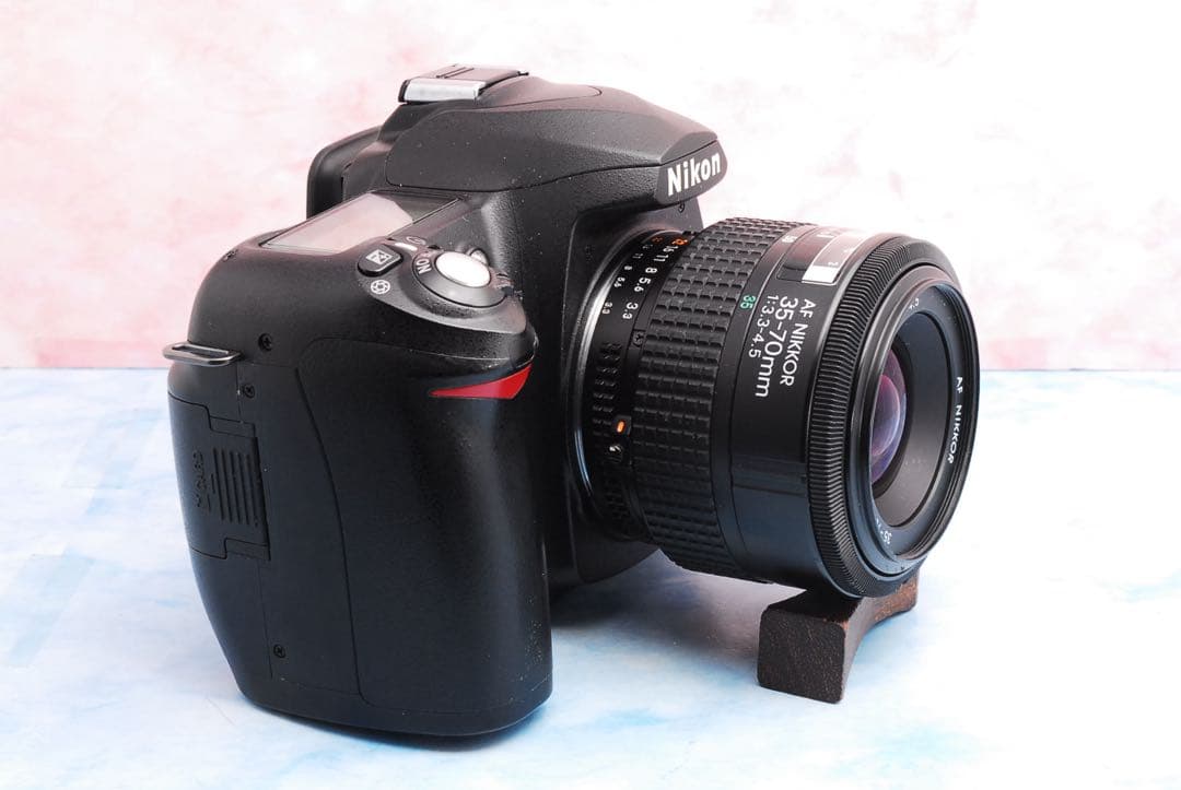 ☆お手頃価格☆Nikon D50☆一眼レフカメラ☆超望遠レンズ付Wレンズ