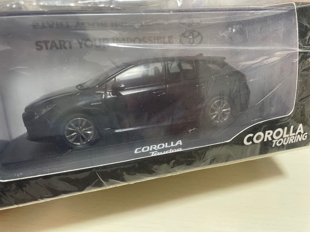 カローラ ツーリング ミニカー(1/30スケール ダイキャスト製)、未開封 Amazon | 1 30 トヨタ カラーサンプル カローラツーリング | ミニカー