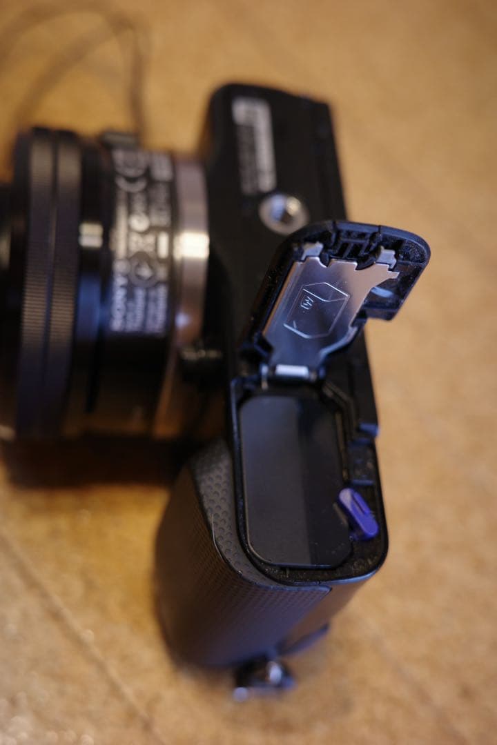 動作確認済み！SONY NEX-3N ミラーレス一眼カメラ