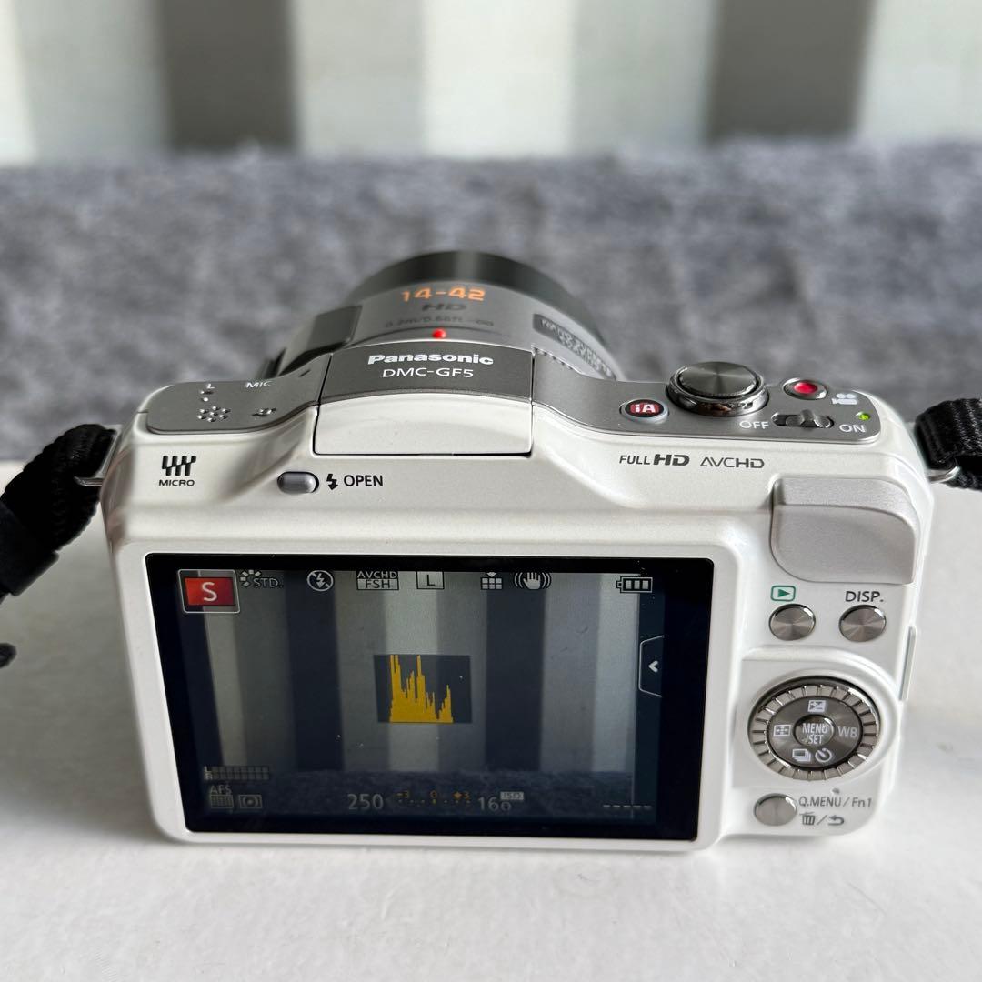 H56美品 パナソニック ルミックス DMC-GF5 ミラーレス一眼　カメラ