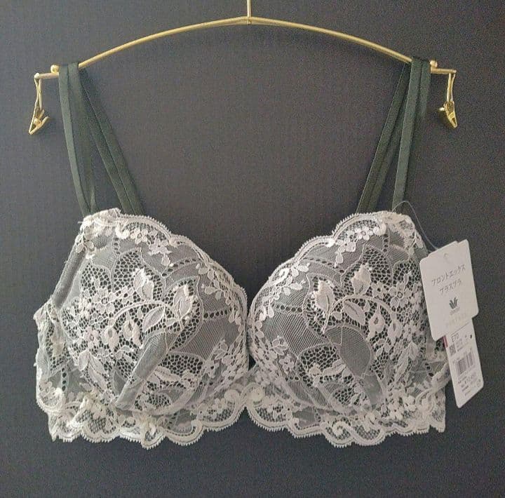 【新品】ワコール《パルファージュ》フロントエックスブラ E70/M