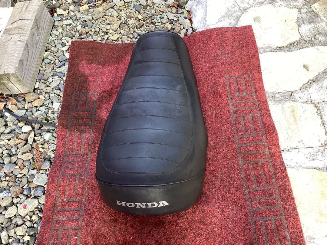 ホンダ純正SL350(K0)用シート 当時物❗️赤スポ いせのせいぶつ様専用