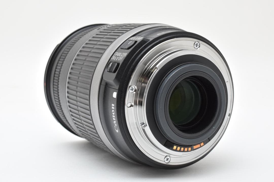 CANON キヤノン EF-S 18-200mm F3.5-5.6 IS 付属