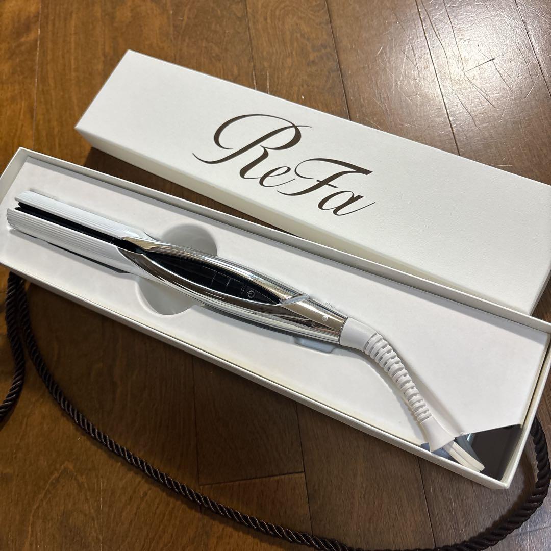 【箱・ギャランティカード付】リファ ストレートアイロン 箱・ギャランティカード付】リファ ストレートアイロン Refa PRO
