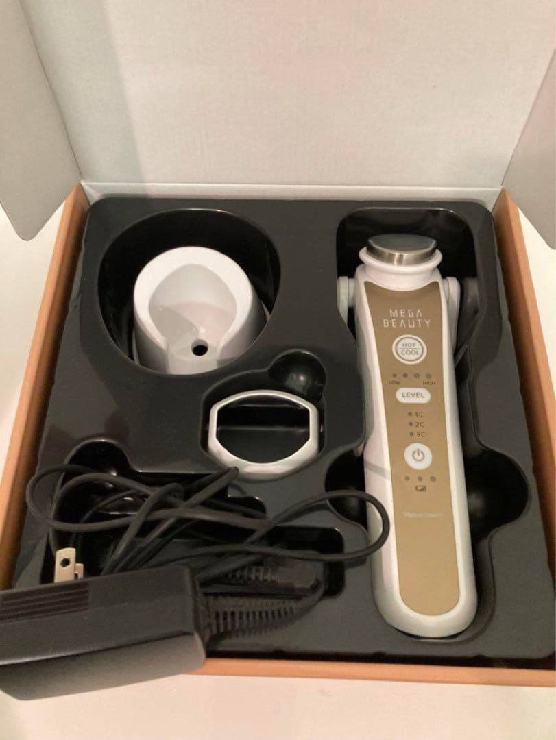 お値下げ！　 ナリス　メガビューティ　 美顔器 おまけ付き♪