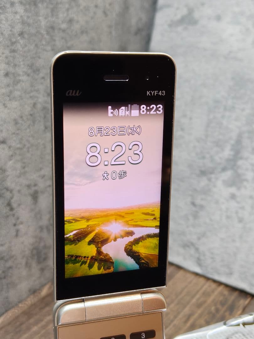 KYF43 かんたんケータイ　ガラホ　ガラケー