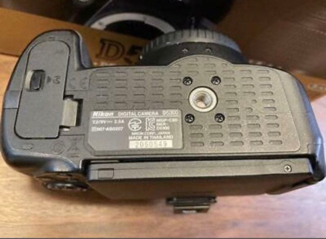 美品Nikon D5300 with DX VR 18-55 3.5-5.6g