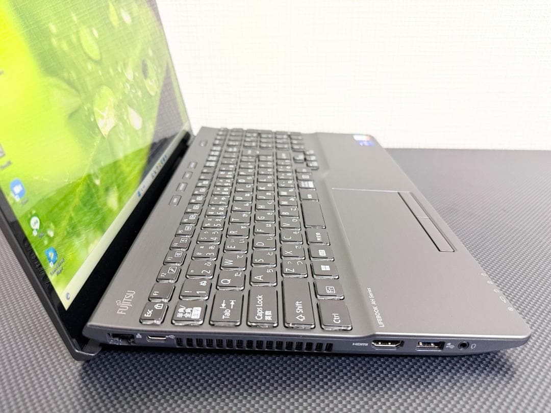 Windows11 Core i7-1260P SSD1TB メモリ32GB