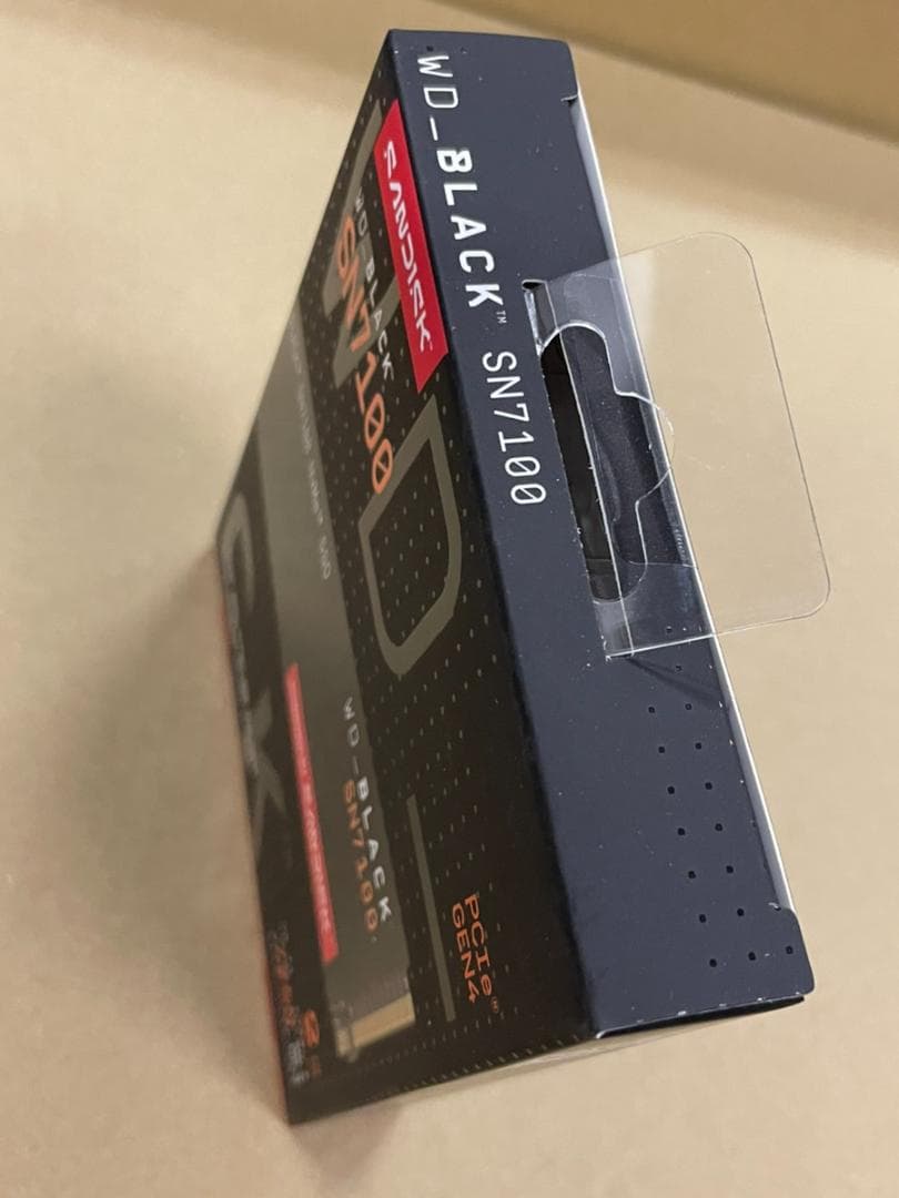 内蔵型SSD WD_BLACK 2TB SN7100 NVMe WDS200T4X0E