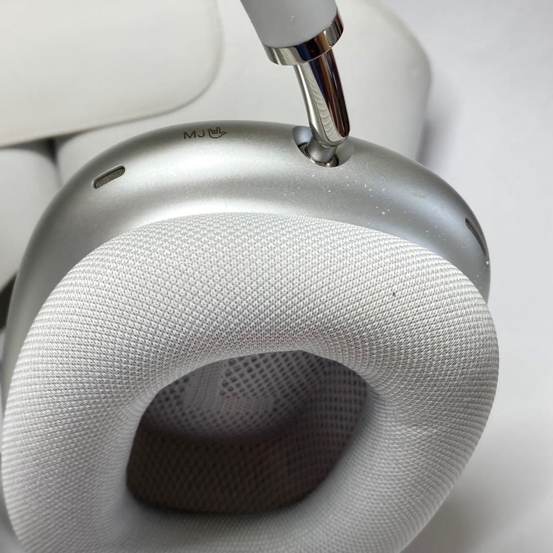 AirPods max ヘッドホン　　　　　　　　etc208