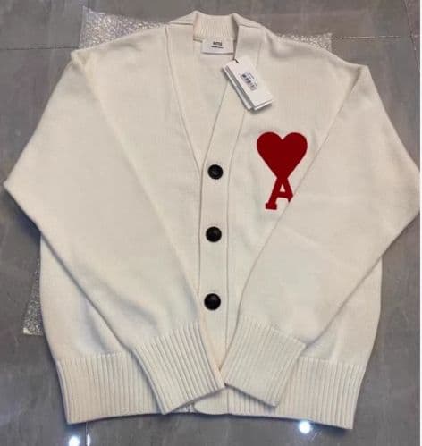 AMI PARIS ニットカーディガン男女兼用 S AMI PARIS (アミパリス) ハート Vネック カーディガン ニット Ami de
