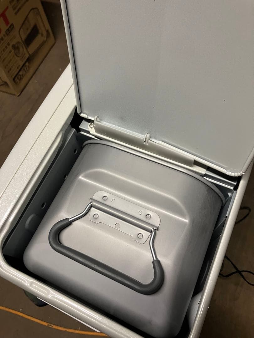 【極美品】2016年製CORONA石油ファンヒーター木造12畳コンクリート17畳