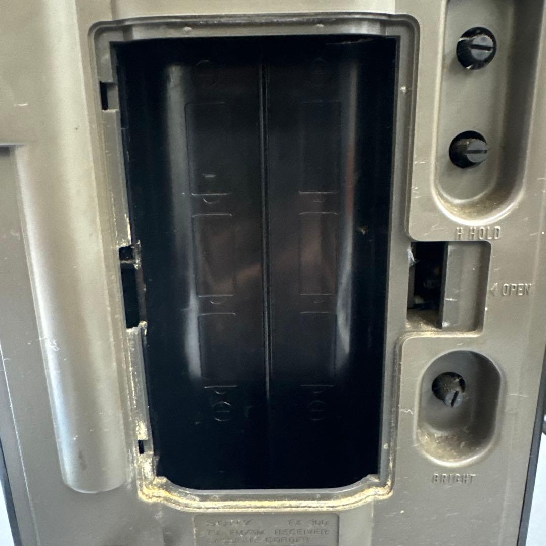 SONY JACKAL 300カセットテープラジオ