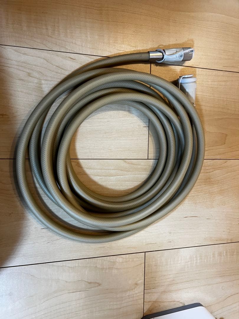 【新品未使用】ノーリツ　ガスファンヒーター　GFH-2404S-W5