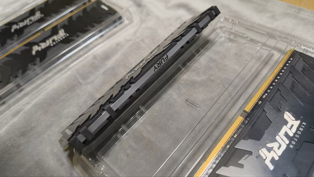 Kingston FURY16GB×4 DDR4 3200MT/s（ジャンク）