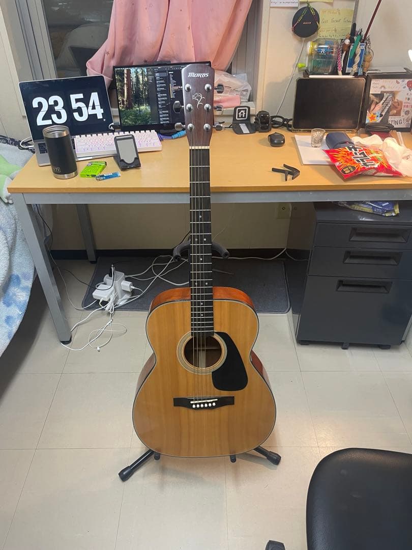 モーリスのギター モーリスの人気モデルに独自スペックを取り入れた黒澤楽器店オリジナル