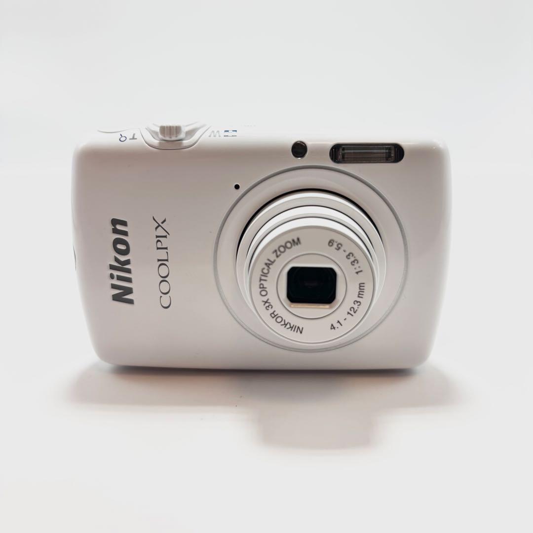 【週末限定値下げ】【極美品】Nikon COOLPIX S01 ホワイト