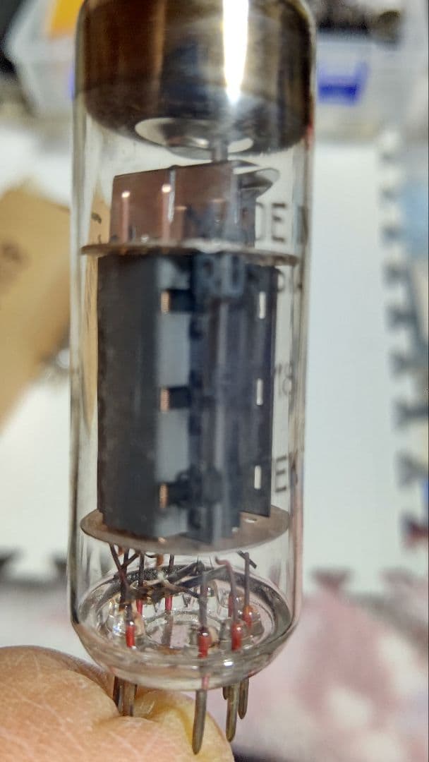 6BM8 真空管 4本セット 、ロシア製 - メルカリ