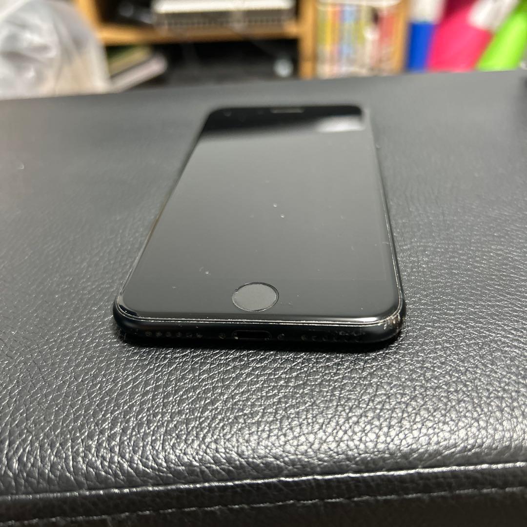 M*n様 Apple iPhone SE3 (第3世代) ブラック 本体　64G