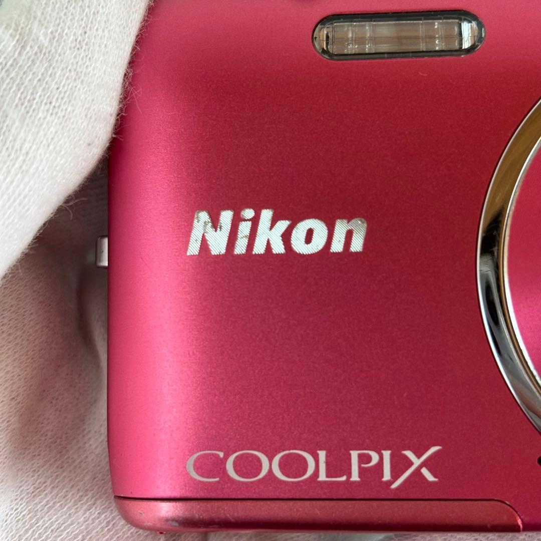 Nikon COOLPIX S3500 デジタルカメラ
