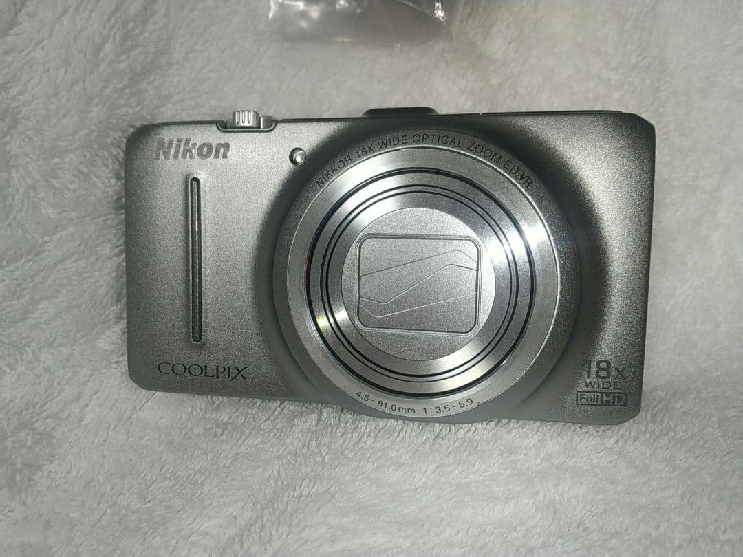 ⑪ Nikon COOLPIX S9300 デジタルカメラ
